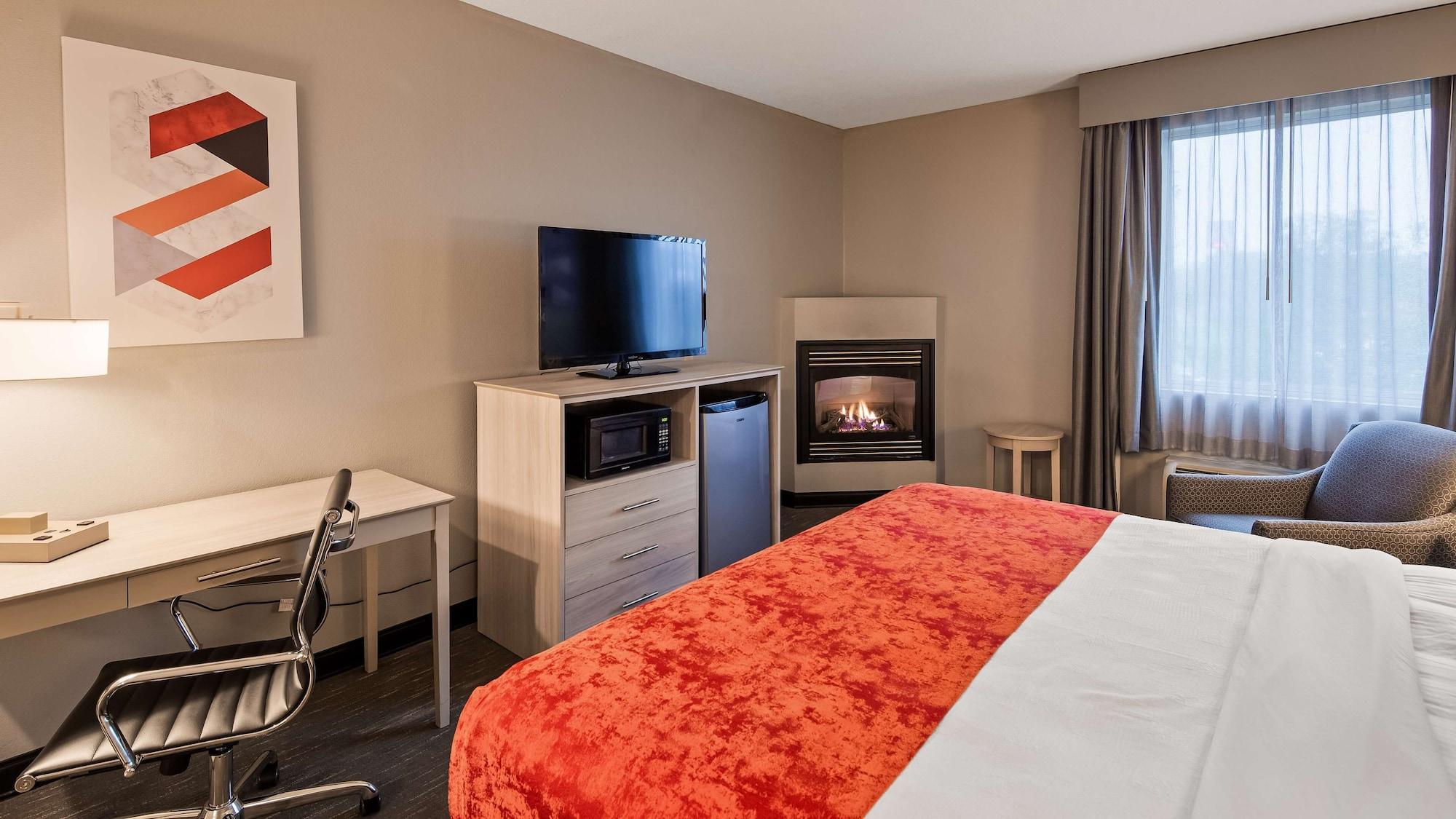 Best Western Plus New Cumberland Eksteriør bilde