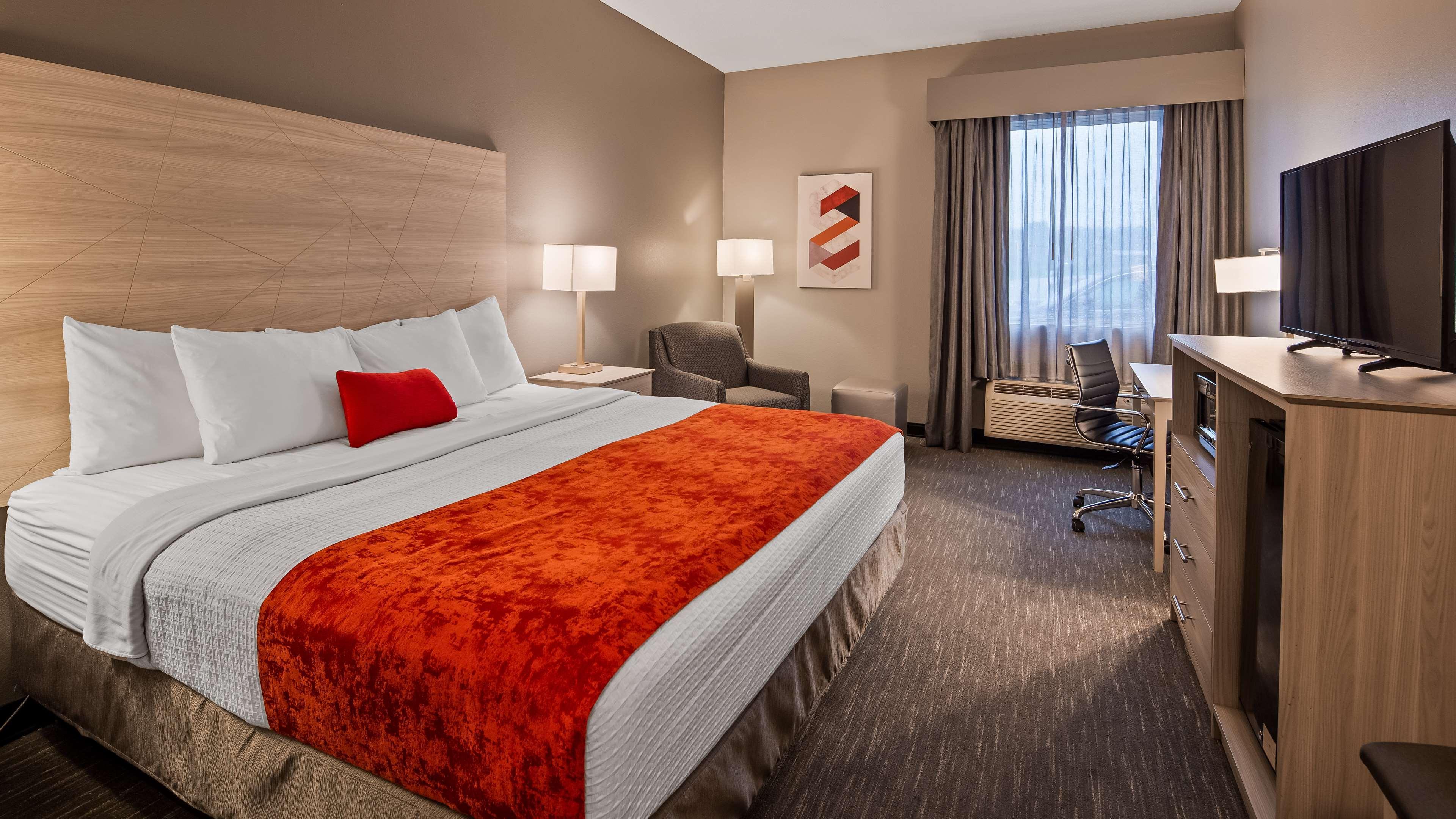Best Western Plus New Cumberland Eksteriør bilde