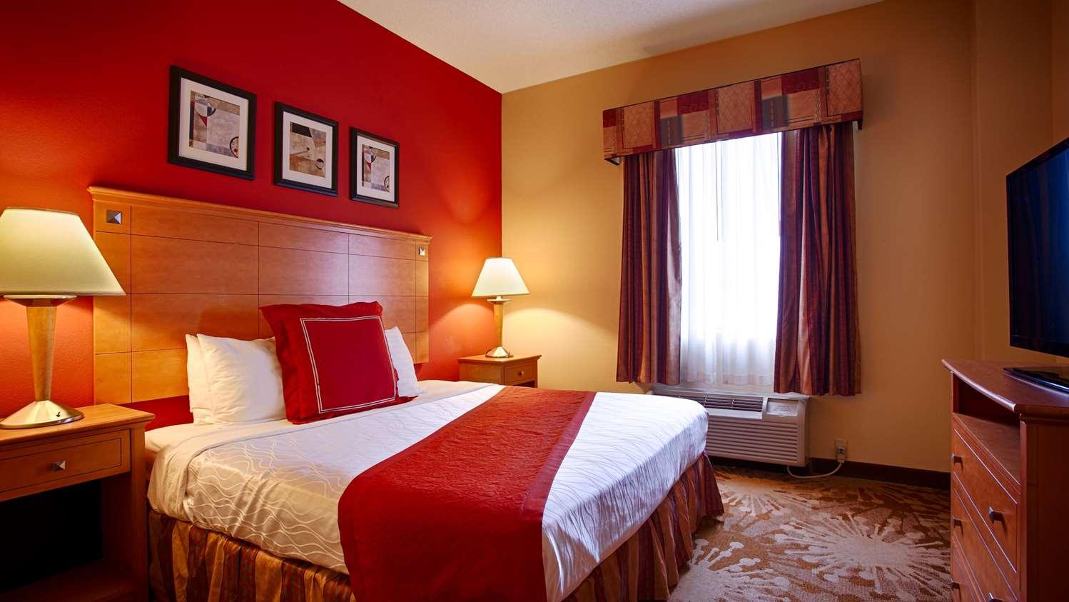 Best Western Plus New Cumberland Eksteriør bilde