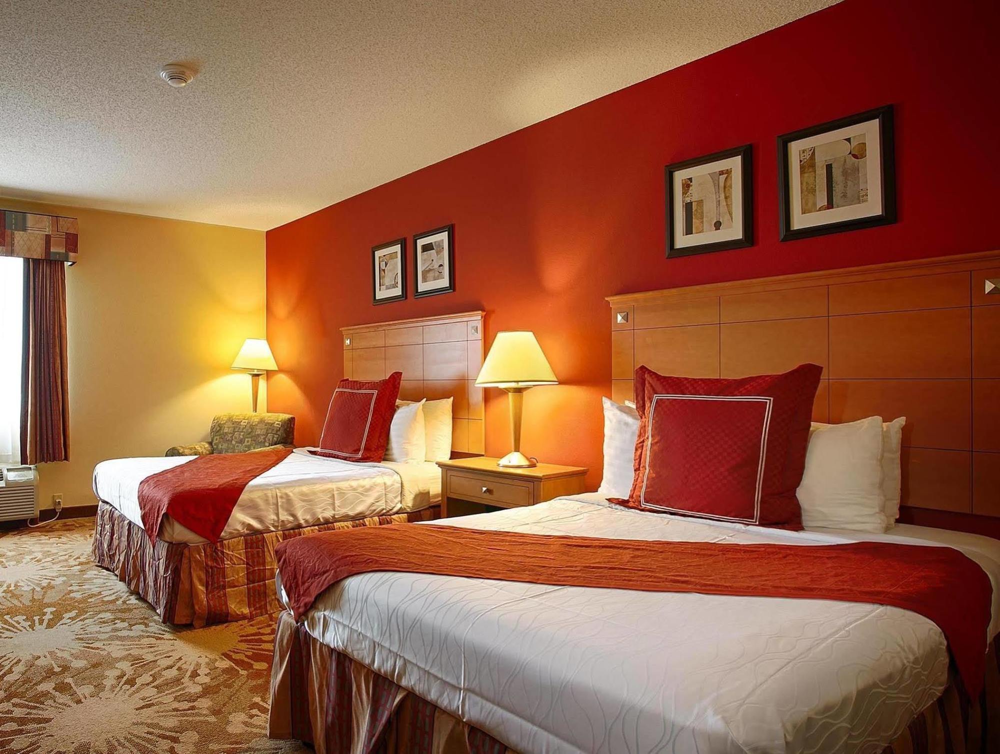 Best Western Plus New Cumberland Eksteriør bilde