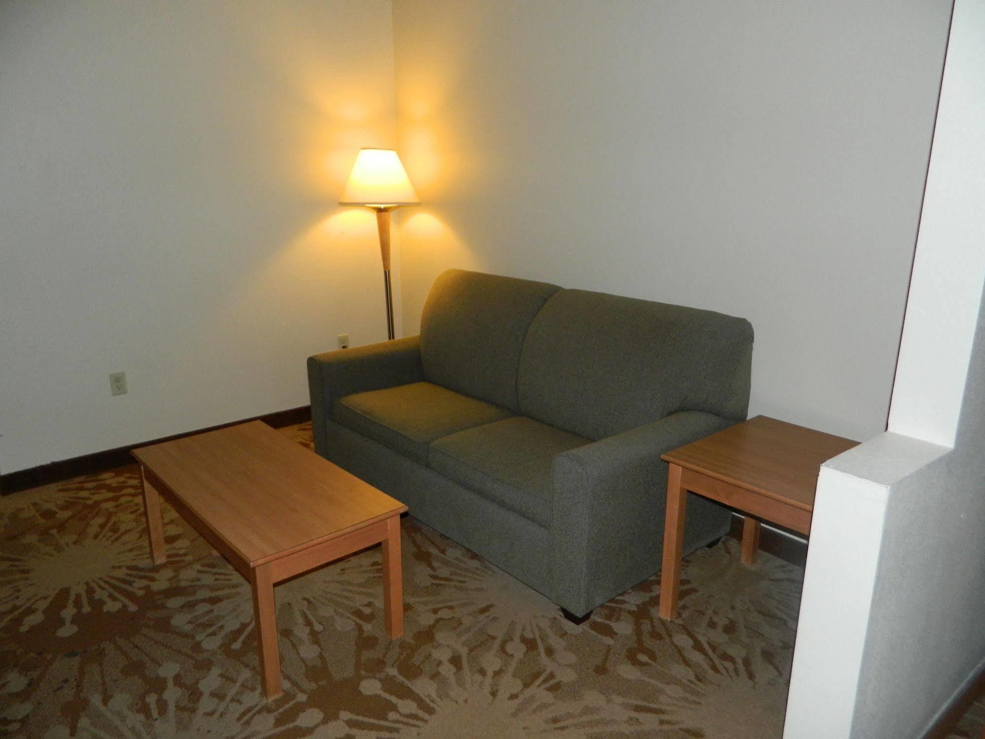 Best Western Plus New Cumberland Eksteriør bilde